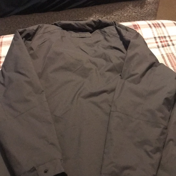Brand new never worn IZOD jacket - Picture 5 of 6